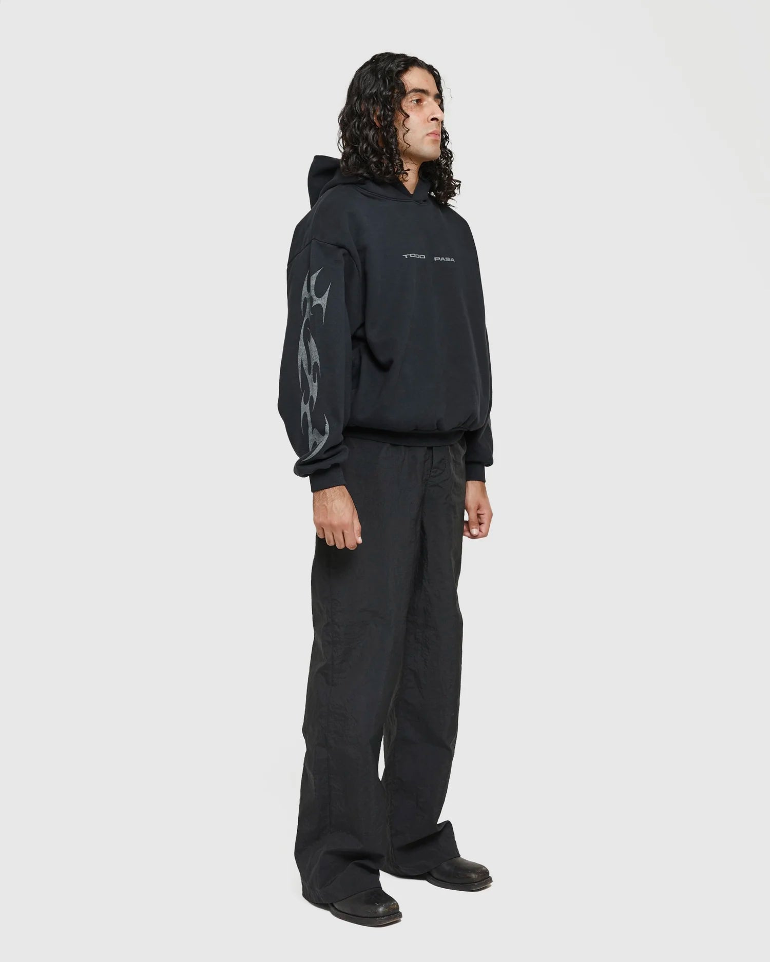 Throttle Hooded Sweatshirt in Black